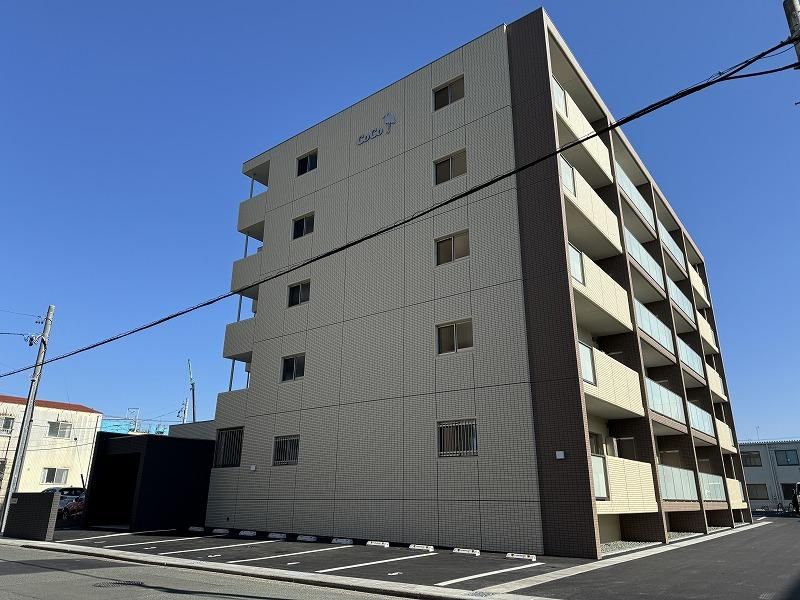 �É����l���s�����搼��c2���ڂ̃}���V�����̌����O��