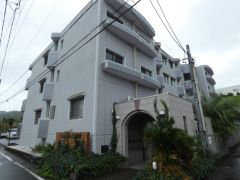 �É����܈�s�����2����13-7�̃}���V�����̌����O��