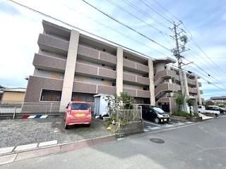 �É����É��s������܌�4����11-20�̃}���V�����̌����O��